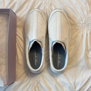 Easy Spirit White Mesh Slip-On Shoes